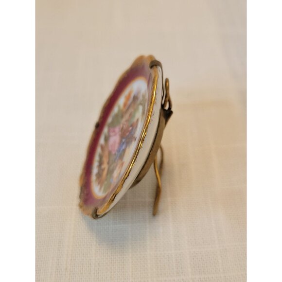 Vntg Limoges France Miniature Plate Porcelain W/ Gold Trim & Stand Courting 1.5" - Picture 2 of 8